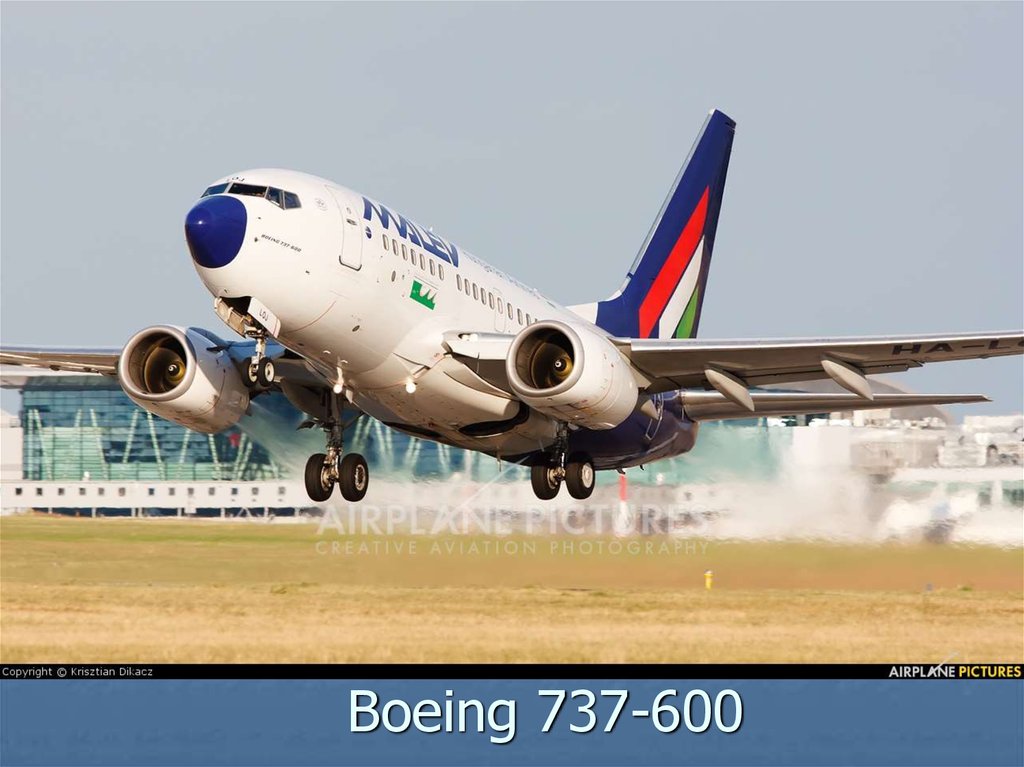 Boeing 737-600